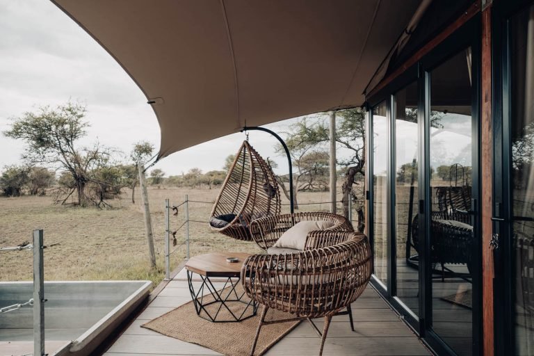 Select Escarpment Luxury Camp Serengeti 8